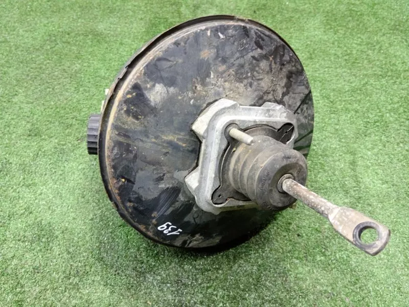 Главный тормозной цилиндр