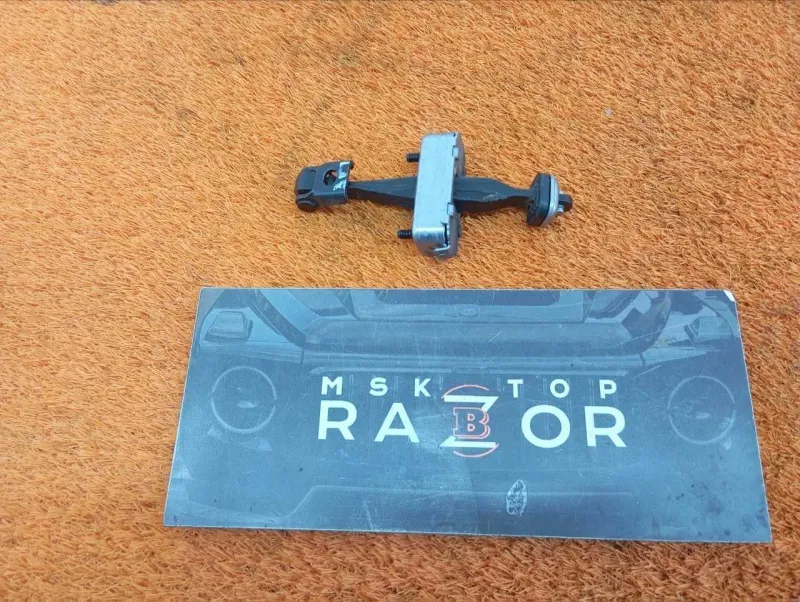 Ограничитель двери