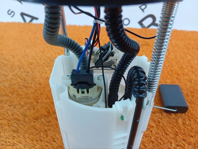 Бензонасос