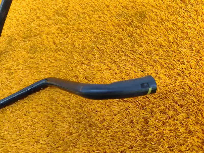 Патрубок радиатора