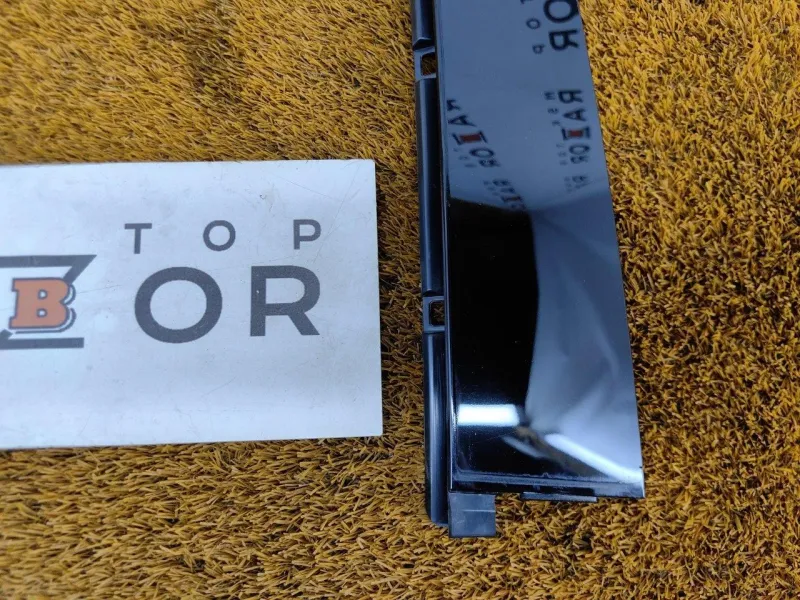 Молдинг двери