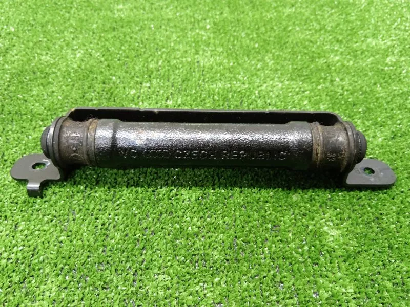 Демпфер крышки багажника