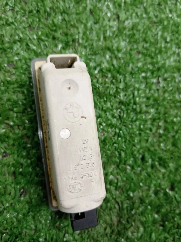 Плафон подсветки двери