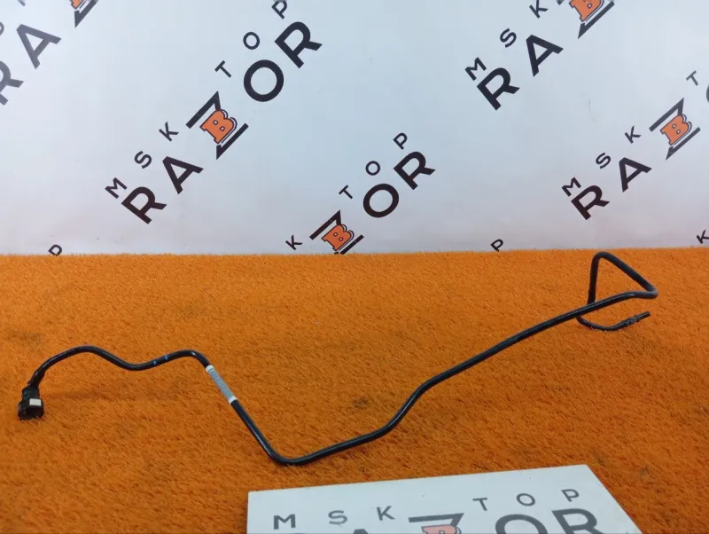 Трубка топливная