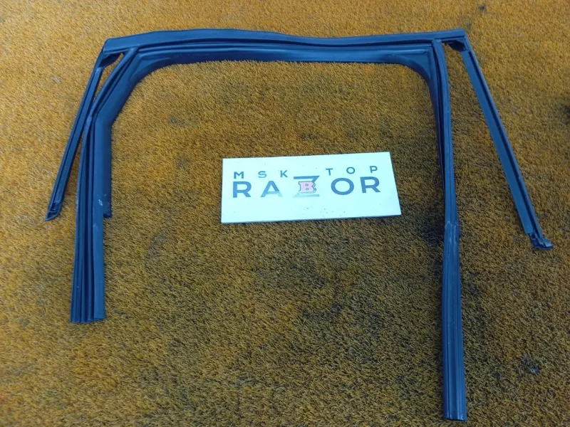 Уплотнитель стекла двери