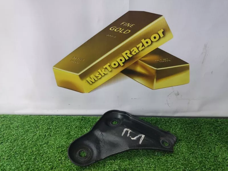 Крепление балки подвески