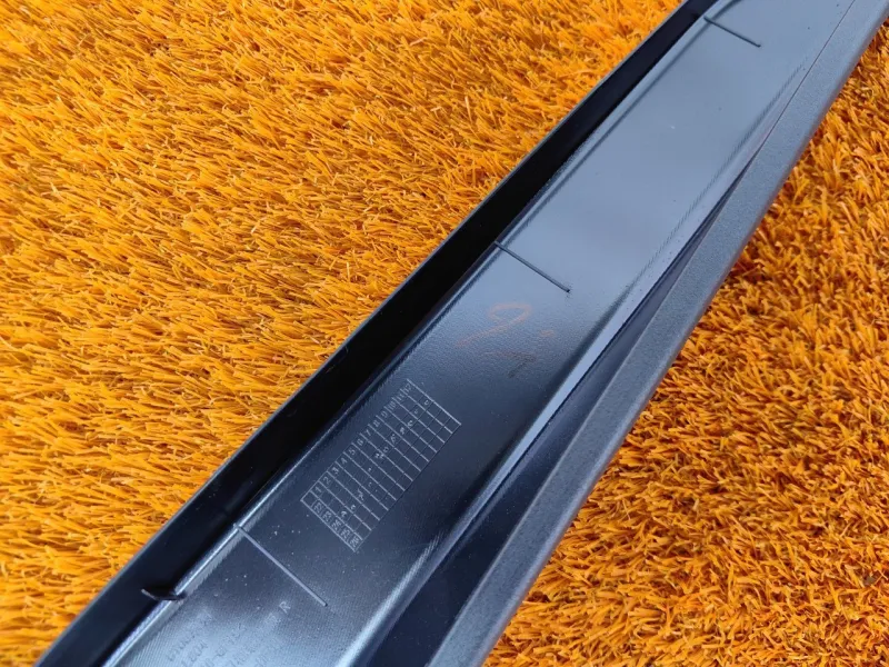 Накладка двери