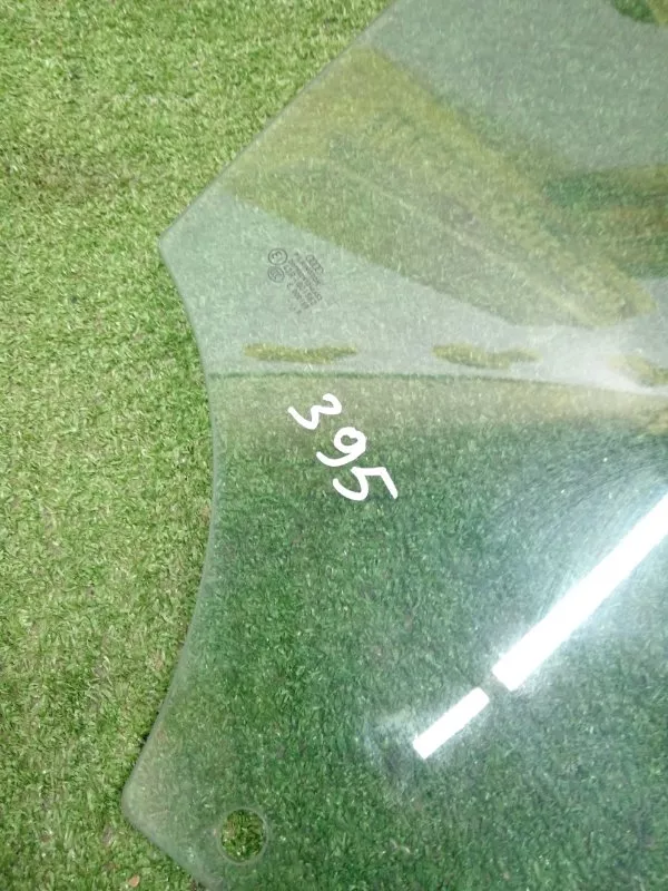 Стекло двери Audi A4 2008 8K0845202D B8, переднее правое