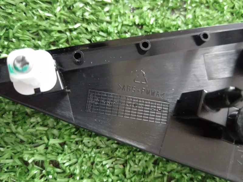 Молдинг двери