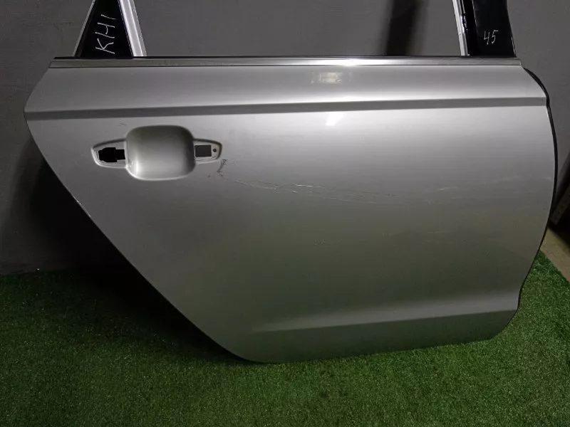 Дверь Audi A6 2011 4G5833052 C7, задняя правая