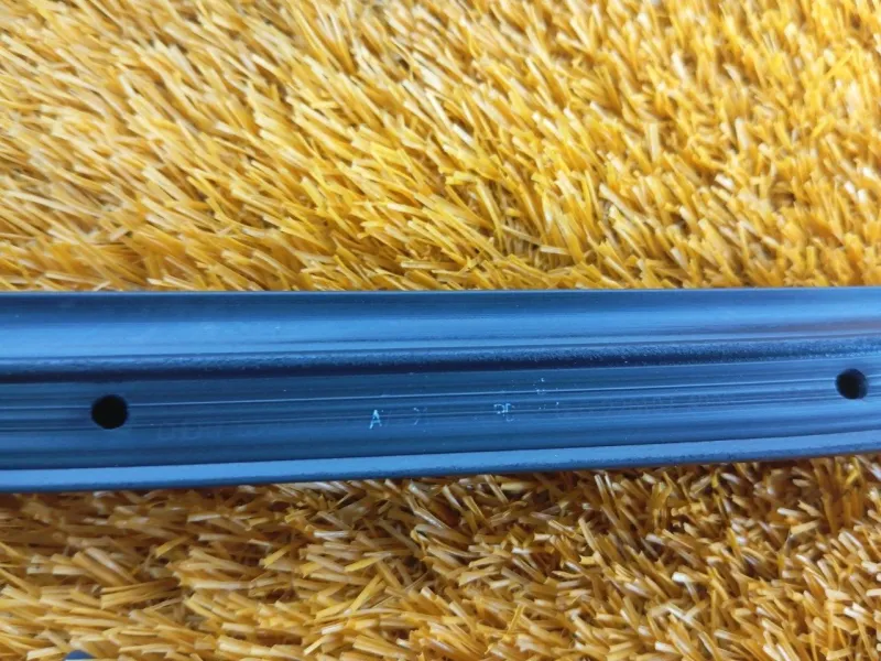 Уплотнитель двери