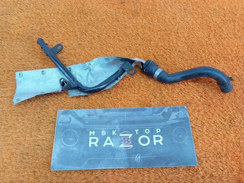 Патрубок радиатора