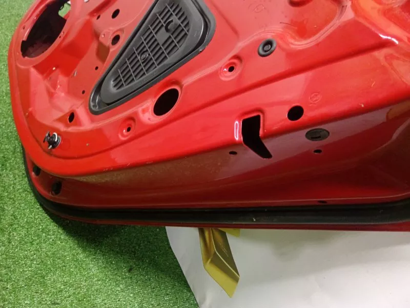 Дверь Audi A4 2008 8K9833052D B8, задняя правая