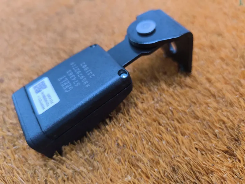 Ответная часть ремня безопасности