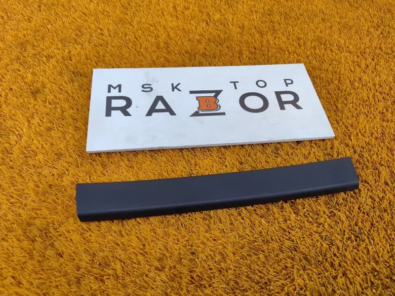 Молдинг двери