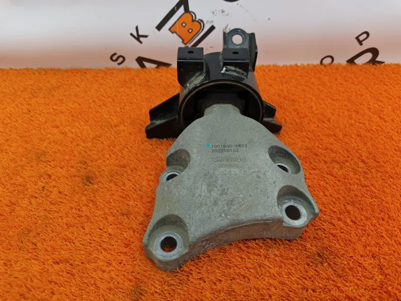 Опора двигателя