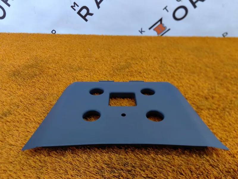 Накладка на торпедо