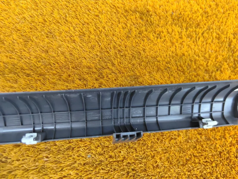 Накладка порога внутренняя