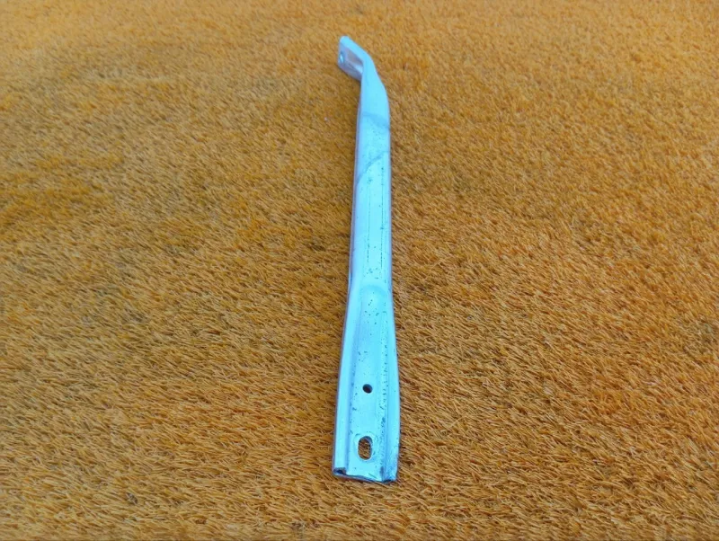 Распорка стоек