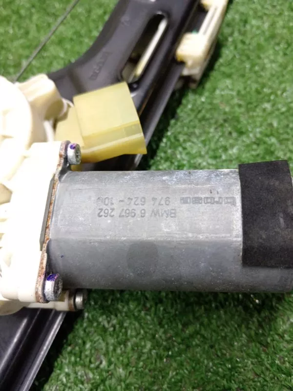 Стеклоподъемник BMW X5 2007 51337166380 E70, передний правый