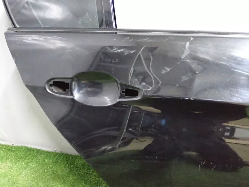 Дверь BMW 3-Series 2007 41007203648 E90, задняя правая