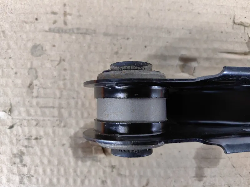 Рычаг подвески