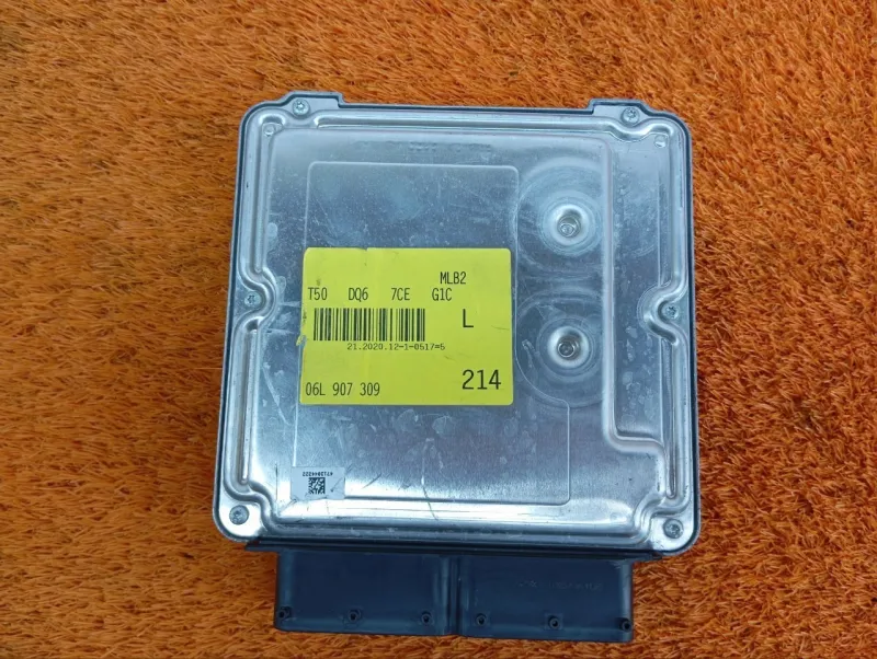 Блок управления двигателем