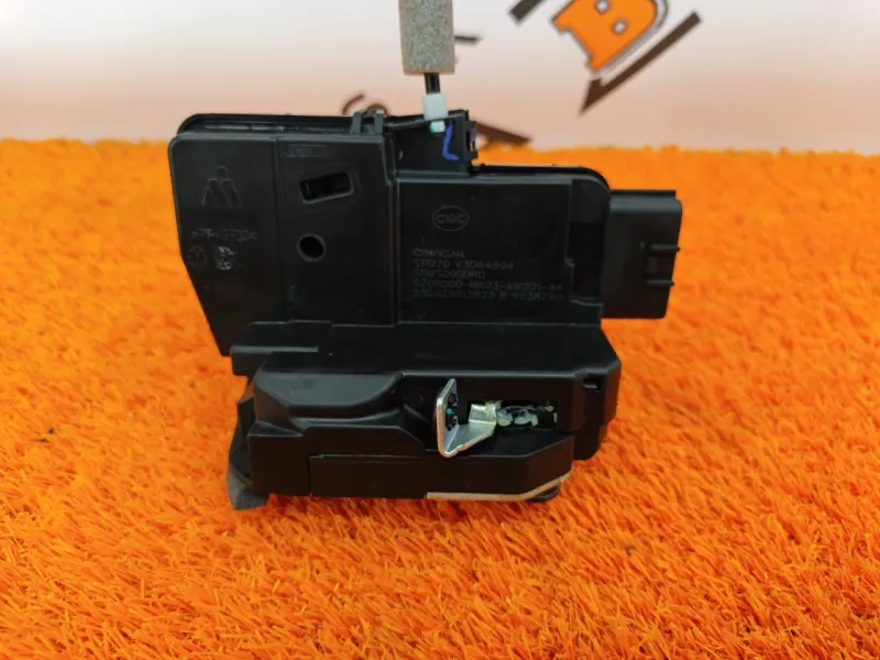 Замок двери