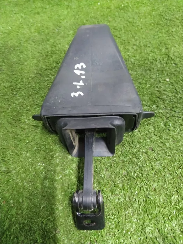 Ограничитель двери