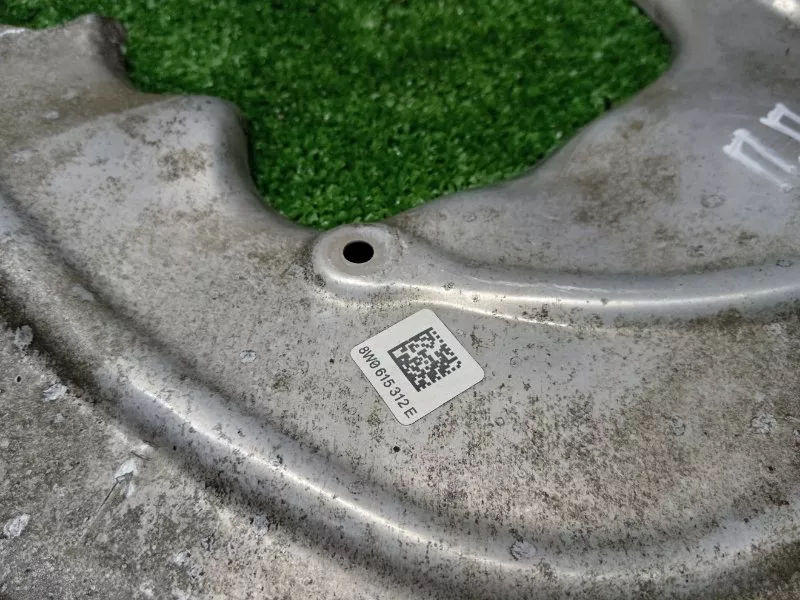 Пыльник тормозного диска