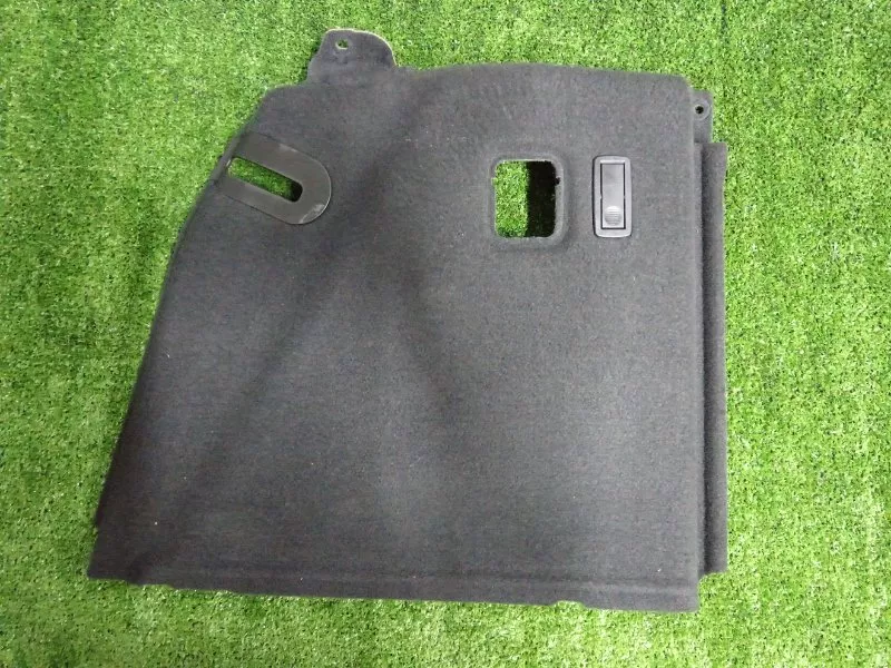 Обшивка багажника