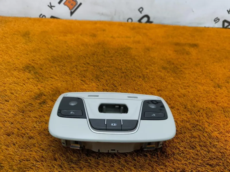 Плафон салона