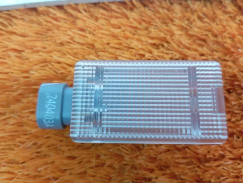 Плафон подсветки багажника