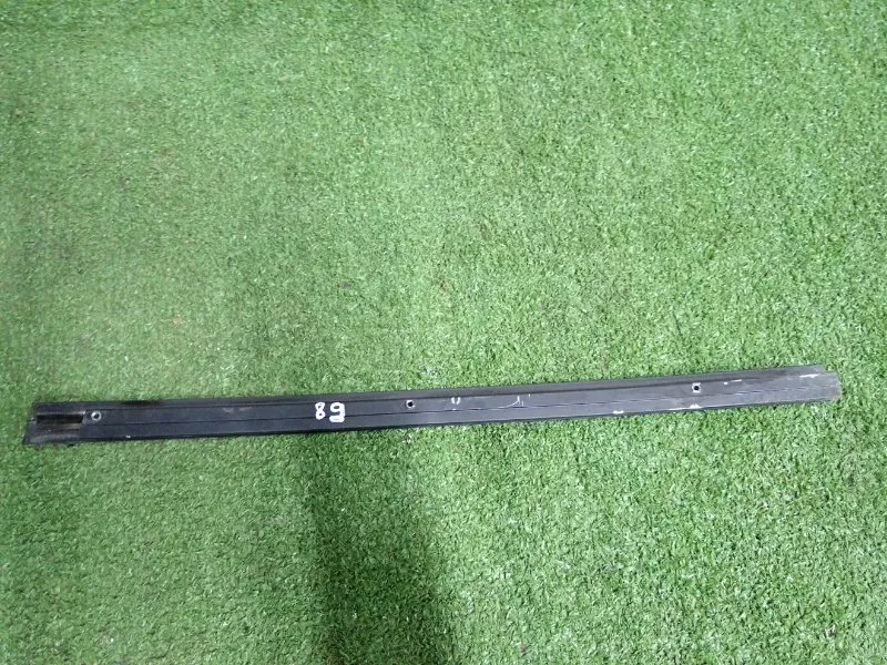 Молдинг рамки двери