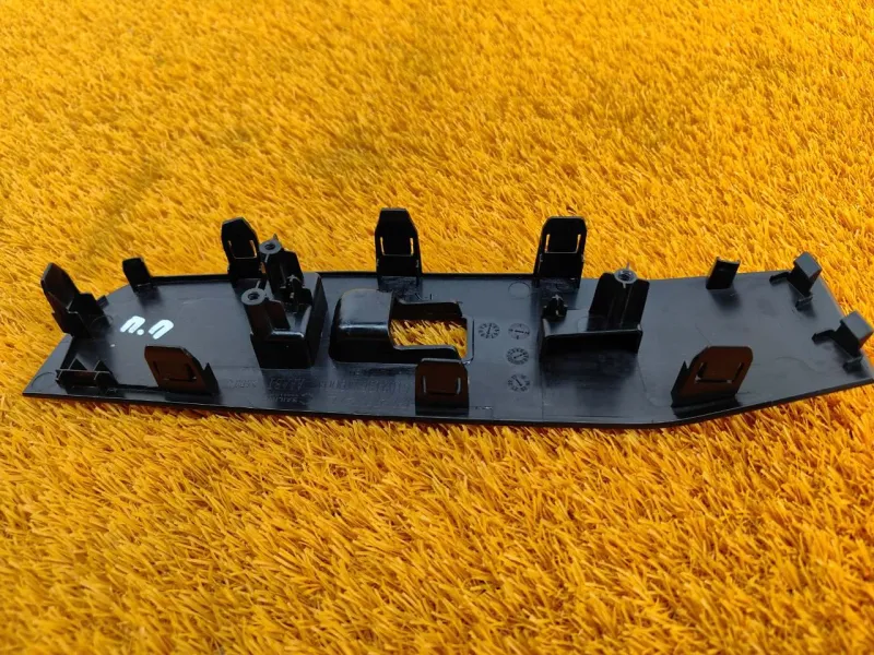 Молдинг двери