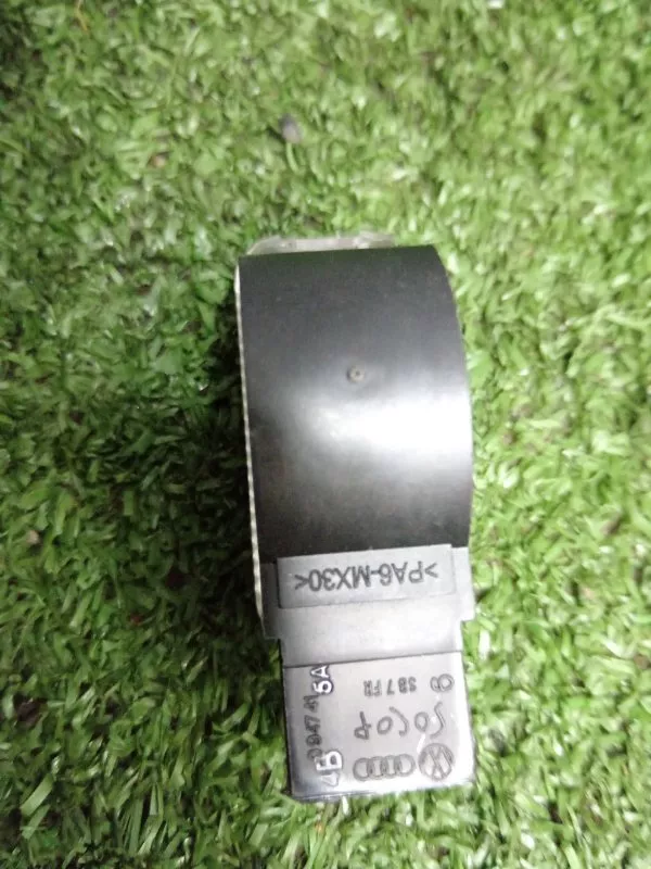 Плафон подсветки багажника