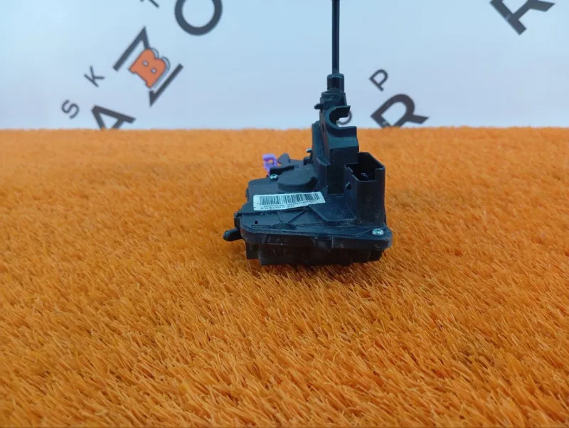 Замок двери