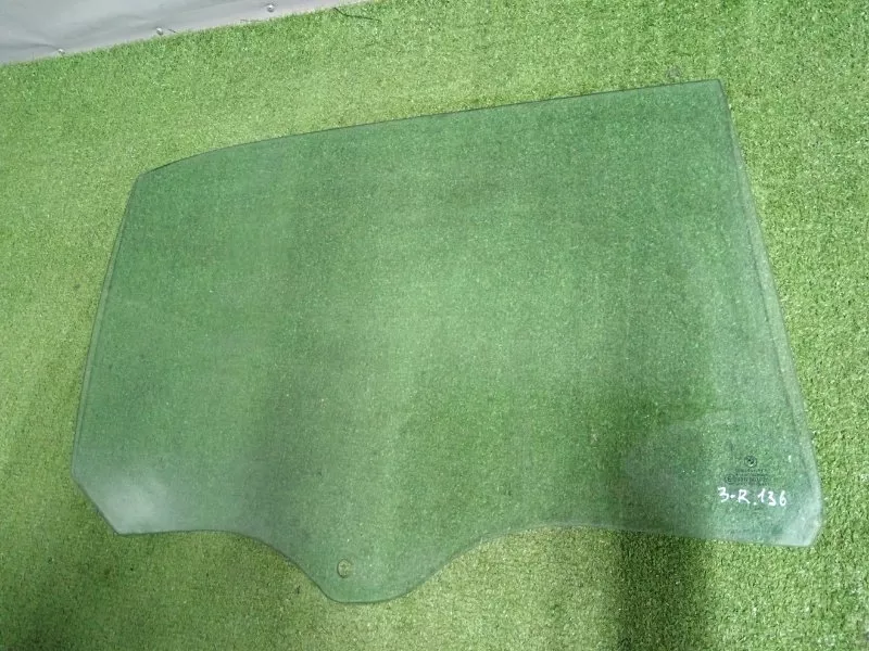 Стекло двери BMW 7-Series 2001 51348163846 E38, заднее правое