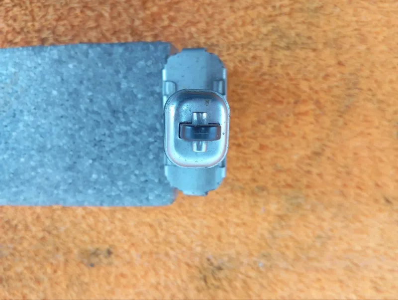 Ограничитель двери