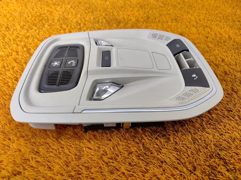 Плафон салона