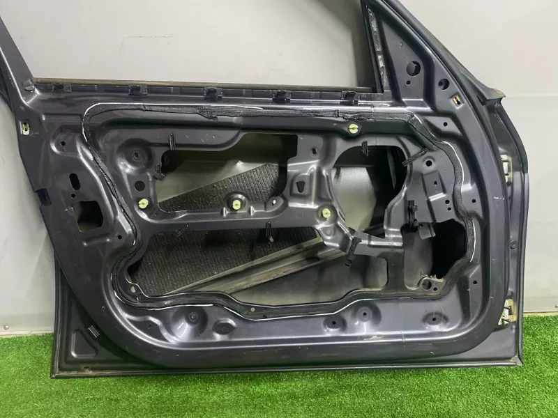 Дверь BMW 3-Series 2005 41007203643 E90, передняя левая