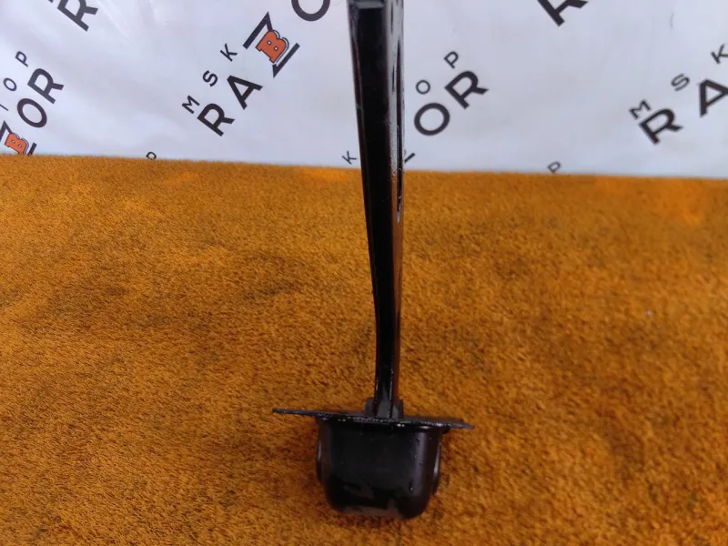 Рычаг подвески