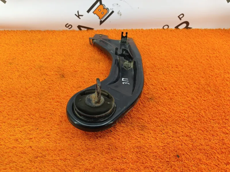 Рычаг подвески