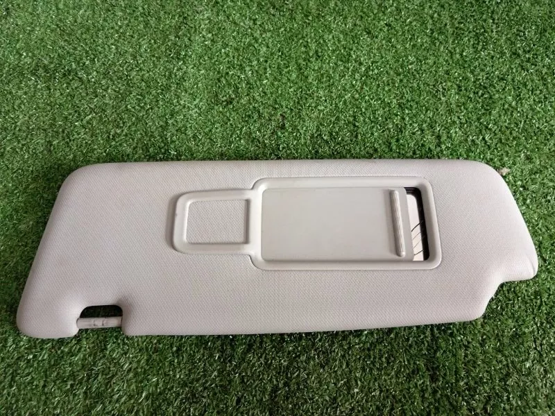 Козырек солнцезащитный