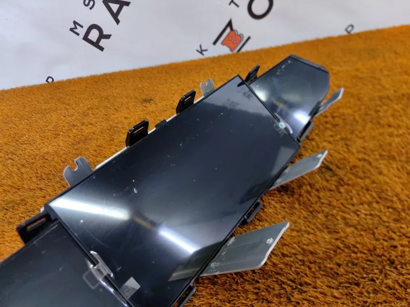 Панель приборов