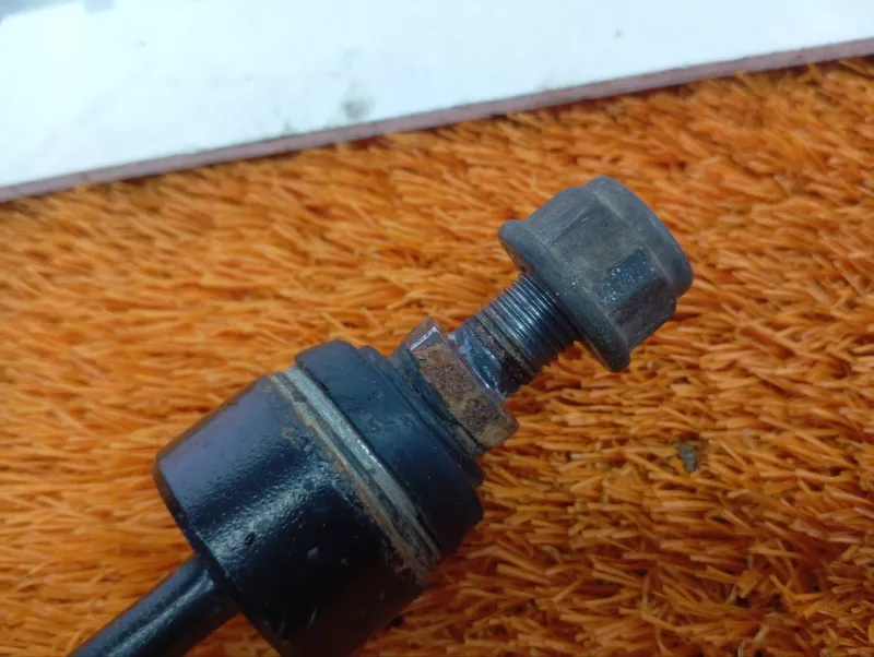 Стойка стабилизатора