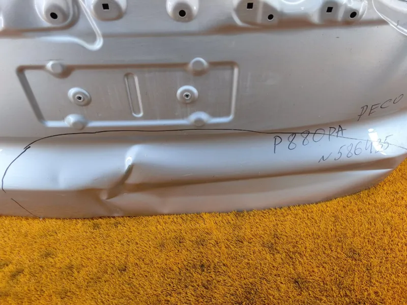 Крышка багажника