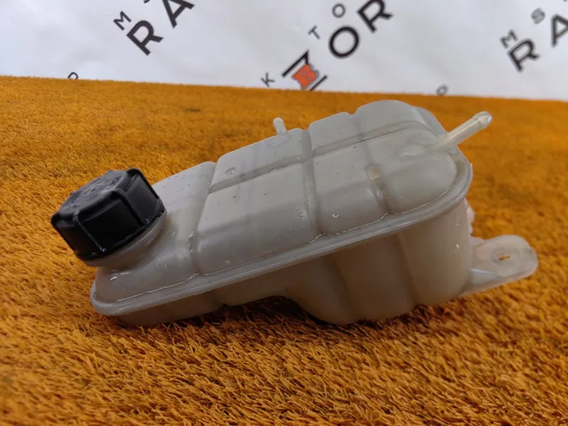 Бачок расширительный