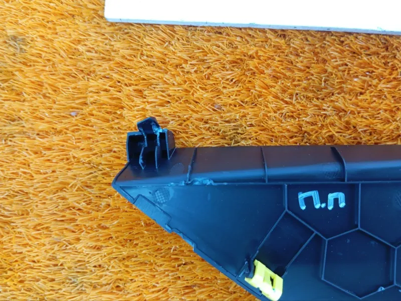 Накладка на торпедо