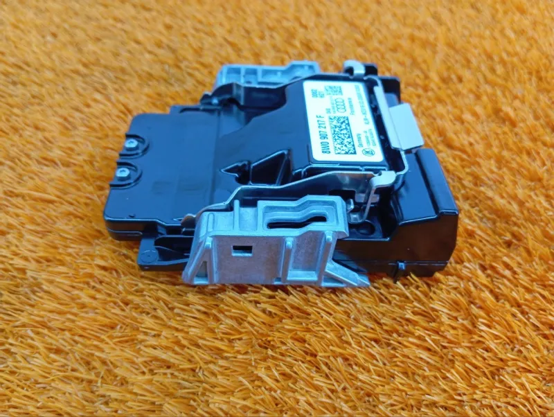 Камера переднего вида